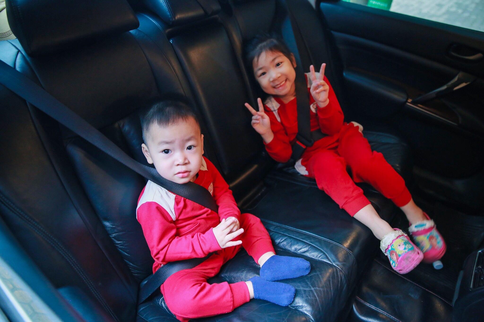 Xe ô tô chở trẻ em mầm non hoặc học sinh tiểu học (Hình từ Internet)